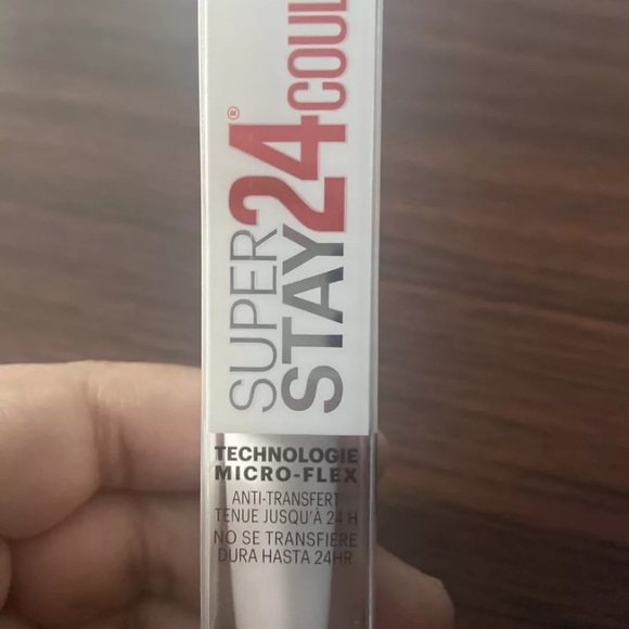 Super Stay 24 Color 230 Absolute Taupe New - Picture 3 of 7